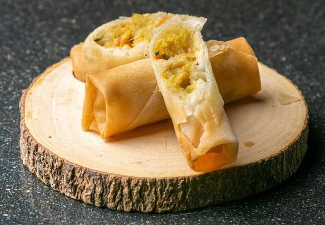 A4. Spring Rolls (6pcs) (炸春卷)